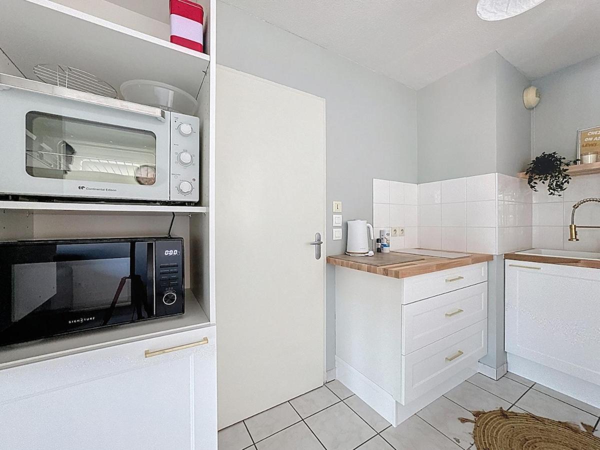 Sejour Cosy - Lit 180X200 - Wifi - Parking Apartment Clermont-Ferrand Luaran gambar