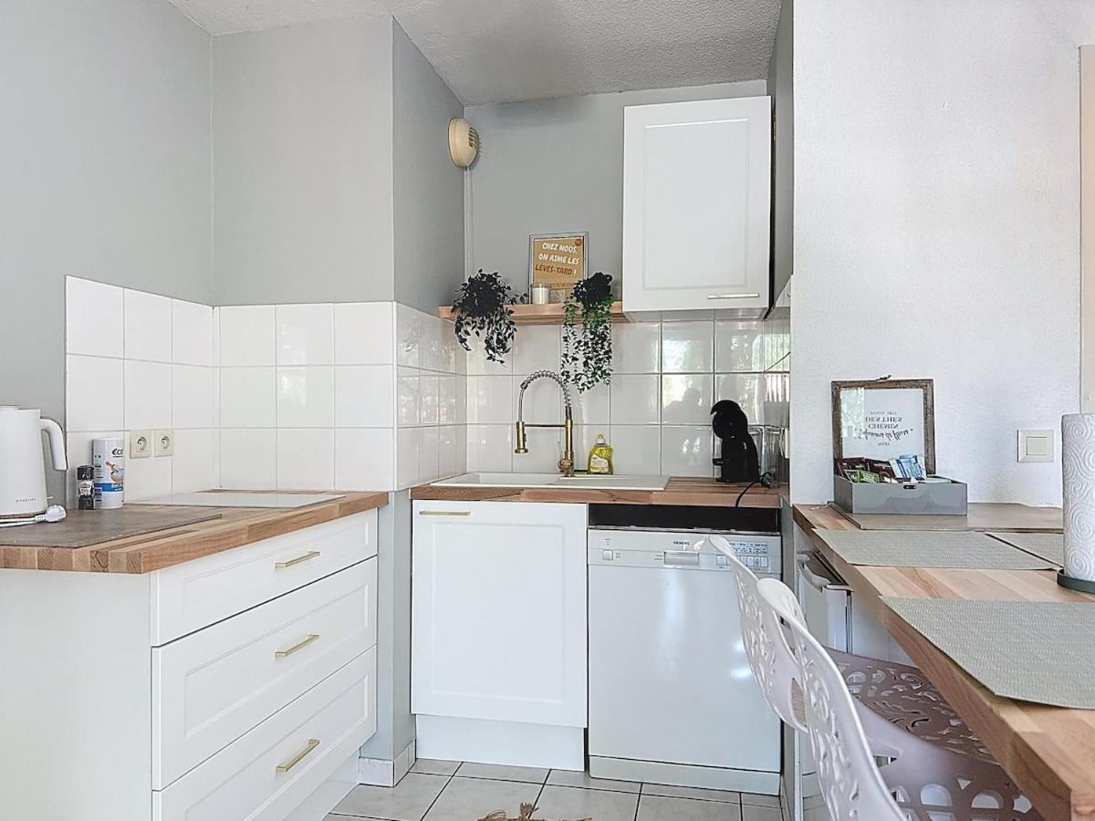 Sejour Cosy - Lit 180X200 - Wifi - Parking Apartment Clermont-Ferrand Luaran gambar